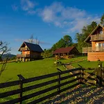 Lodge W Pewelce *