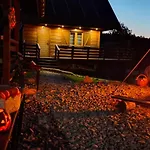 Lodge W Pewelce