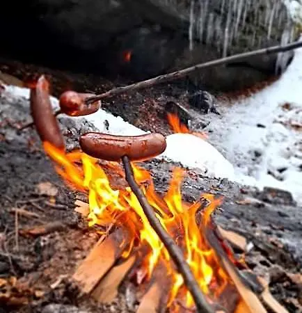 Lodge W Pewelce